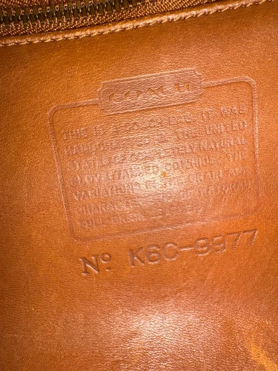 Vintage Coach Manor Bag - Picture 10 of 15